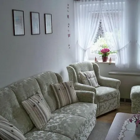 Jessen Right Modern Retreat